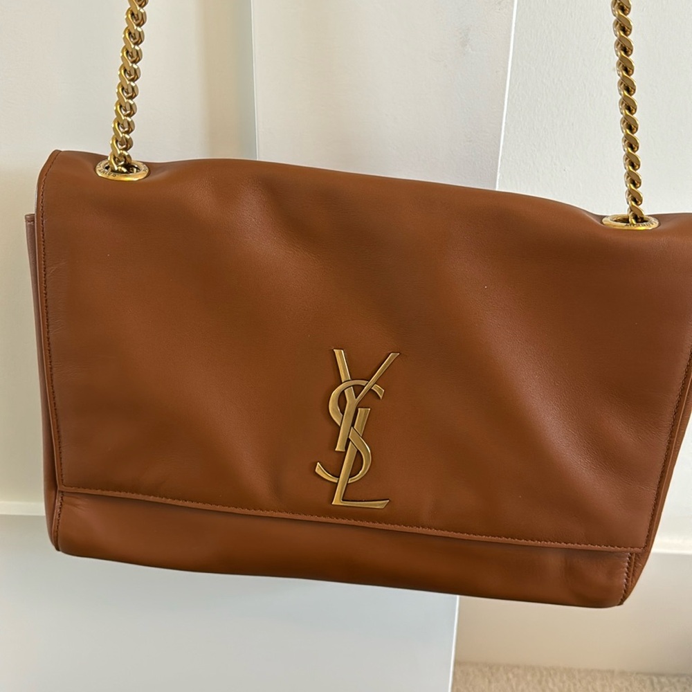 Saint Laurent Reversible medium Kate in Suede